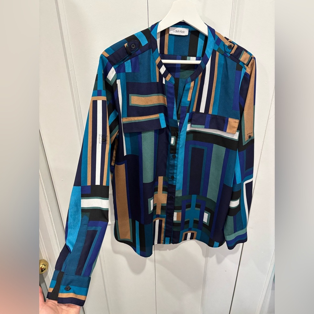 Calvin Klein Adjustable Blouse 💙💚